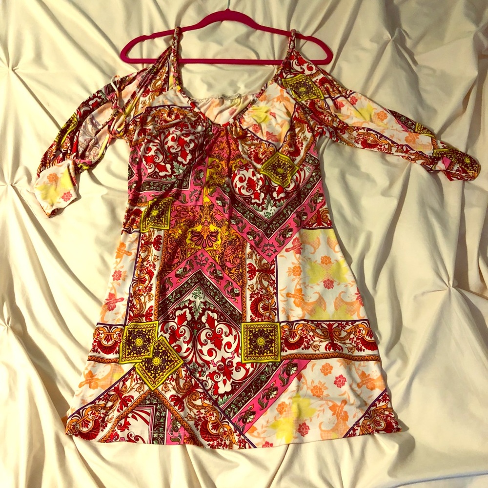 Sexy Mini Dress with cold Shoulder